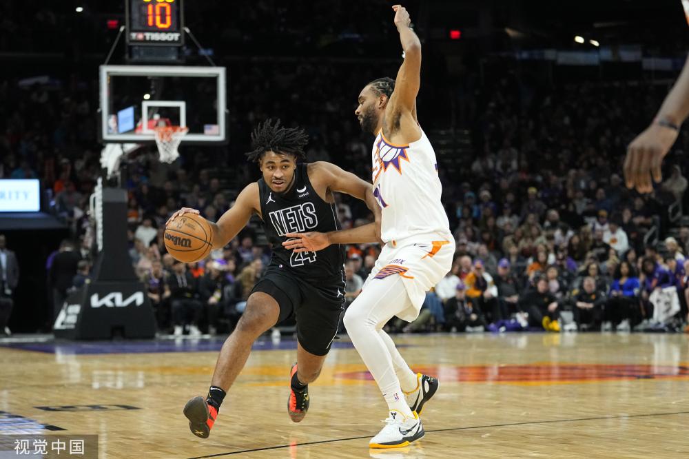 對後防球員 對後防球員